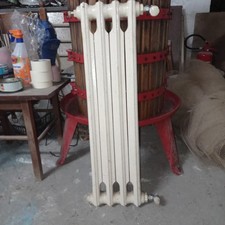 termosifone in ghisa 4 elementi con valvole nuove di carico e scarico