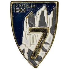 Distintivo 7° Reggimento Alpini Brigata Julia, Ad Excelsa Tendò