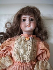 poupée ancienne porcelaine
