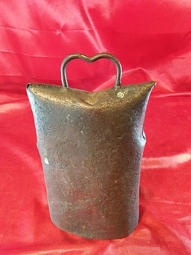 Antica grande campana mucca