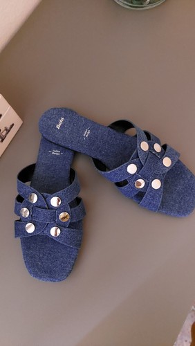 Mule flat denim con borchie