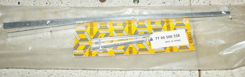 Moulure avant - (baguette),