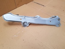 Supporto Fari/Paraurti Destro