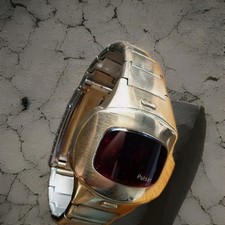 VINTAGE 1970 QUARTZ PULSAR P4