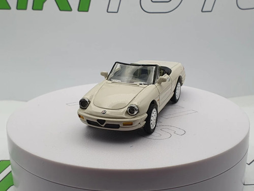 Alfa romeo duetto - alfa,