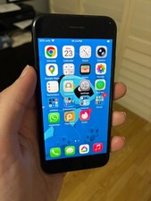 Apple iPhone SE (2022) - 64 GB