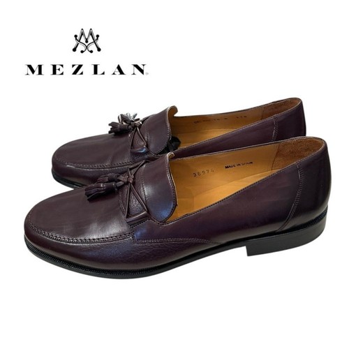 Scarpe eleganti mocassini