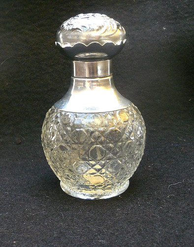 Vintage avon scent bottle - scent,