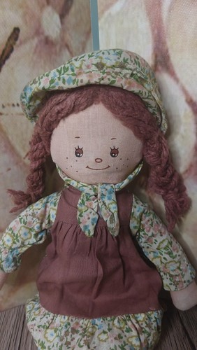 Bellissima bambola peluche - bellissima,