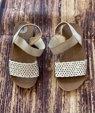 Adrienne Vittadini Bambini Girl's Elastic Strap Slip On Sandals Size: 9 (27)