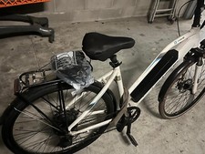 Bici con pedalata assistita