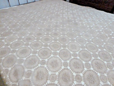 COPERTA MATRIMONIALE LAVORATA AD UNCINETTO