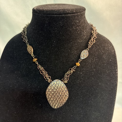Collana con ciondolo - , in