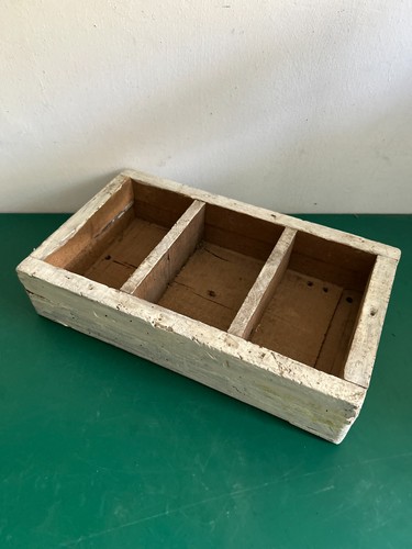 Vecchia cassetta porta