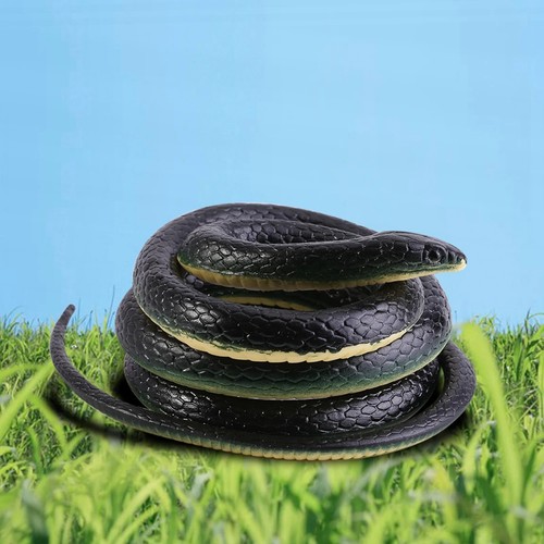 Serpente finto realistico