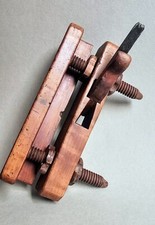 Antico utensile per legno,"incorsatoio" fine 1700, Francia, in legno di sorbo.