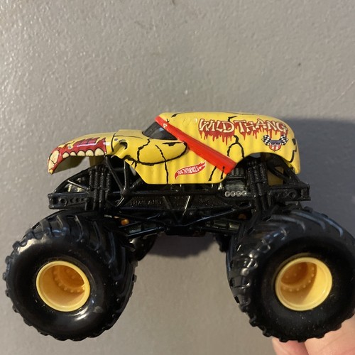 Hot wheels monster - hot,