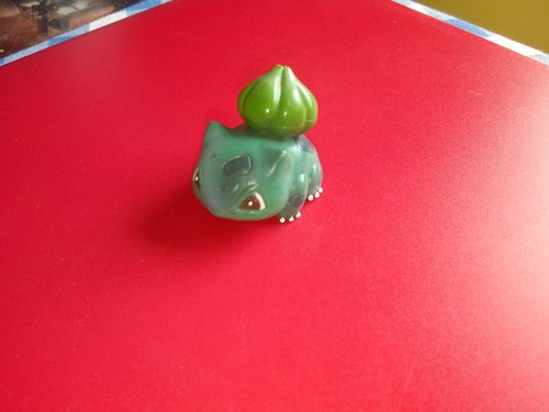 Tomy pokemon bulbasaur figure - pokemon,