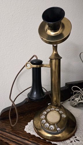 Telefono pesante vecchio