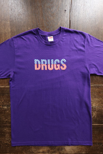 Shirt supreme ss24 drugs - t-shirt,