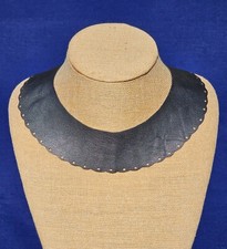 Collana YVONE CHRISTA in pelle