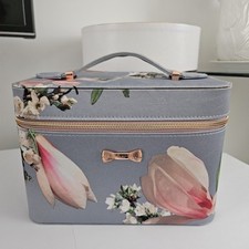 Ted Baker Opulent Crush Make