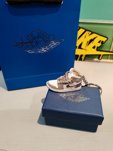 Mini nike keyring sneakers - mini, 3d