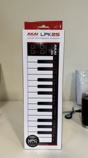 Akai Professional LPK25 mk2