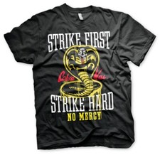 T-Shirt Cobra Kai Strike First