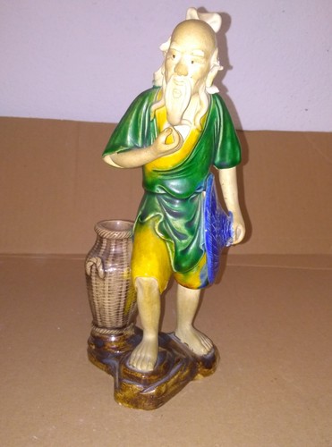 Statuina ceramica cinese