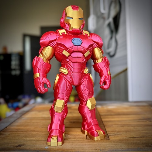Statua iron man fan art - iron,