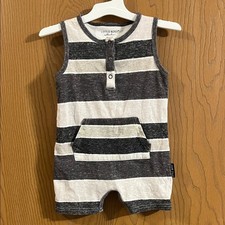 Pagliaccetto a righe Little