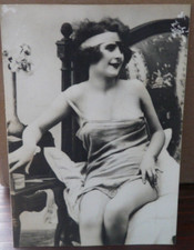 FOTO EROTICA CON MODELLA