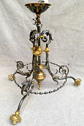 Grande lampadario antico