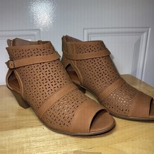 Easy Street Carrigan Tan