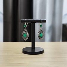 Orecchini pendenti verdi