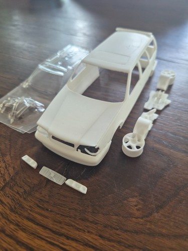 Volvo 850 modello - 1:24,