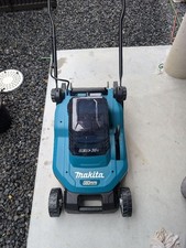 Rasaerba Makita 36V Mlm382D