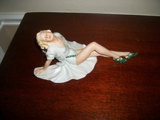 Statuina Schaubach Kunst Lady
