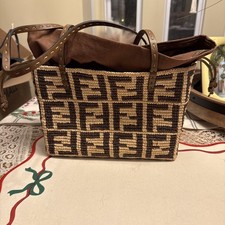 Borsa FENDI Roll Small $1950