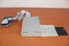 RETROCOMPUTER - CD-ROM DRIVE