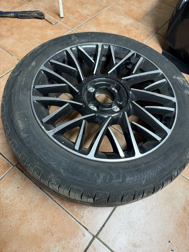 Cerchio lega lancia ypsilon - cerchio, in