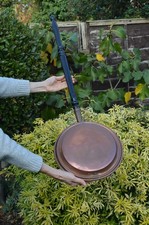 Antico scalda letto in rame con manico in legno