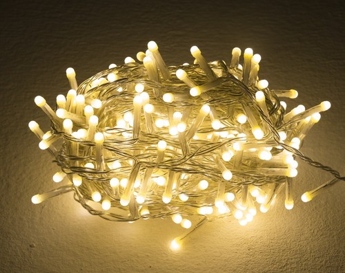Catena luminosa per albero
