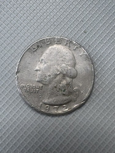 Single 1972 quarter dollar - d,