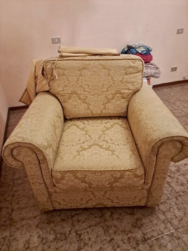 Poltrona damascata - poltrona,