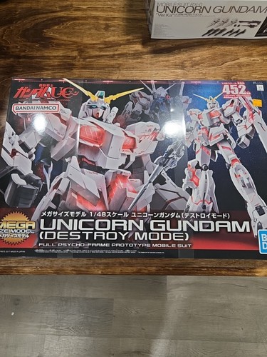 Bandai gundam unicorn - gundam,