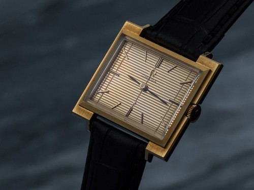 Omega vintage cassa