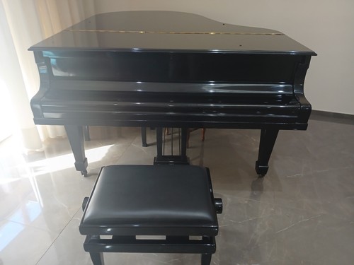 Pianoforte mezza coda - a,
