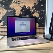 MINT Apple MacBook Pro 15”